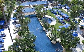 Jomtien Palm Beach Hotel And Resort